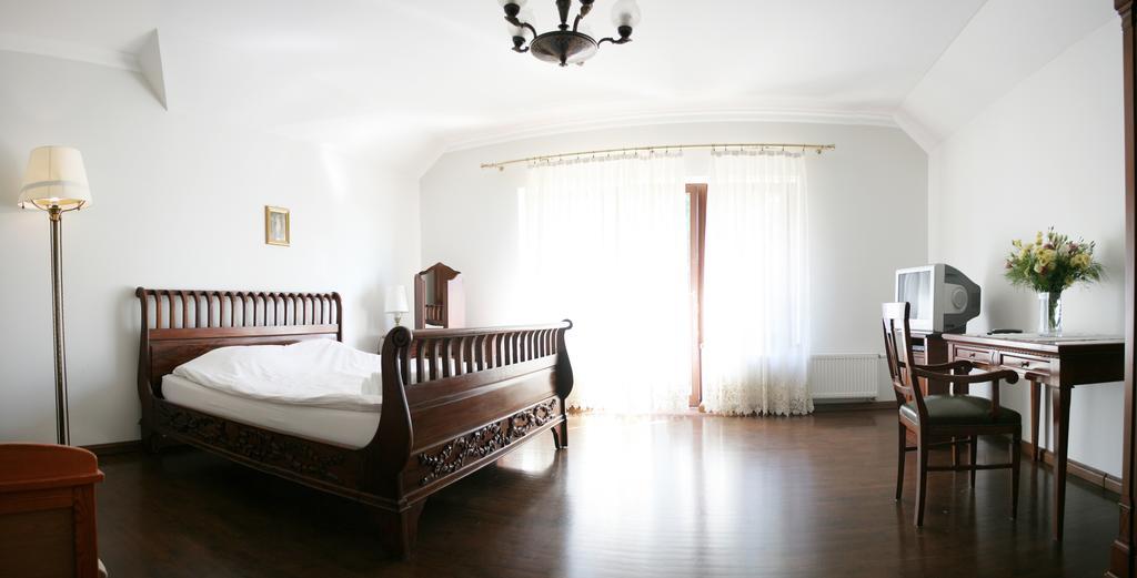 Villa Sofia Краков Экстерьер фото